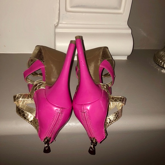 SEXY Stilettos by Guess! AMAZING and Comfortable!SO BARBIE!Fits like a 7!💖 - Picture 4 of 4